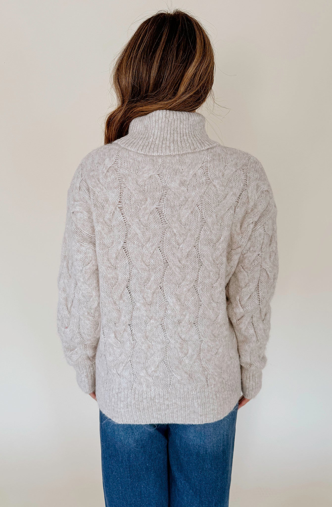 MARIS OAT SWEATER