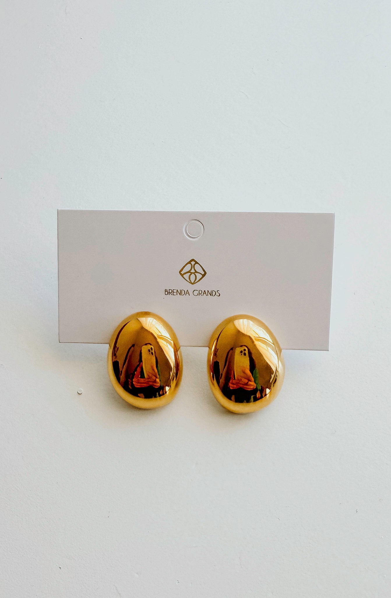 BRENDA GRANDS STATEMENT DOME STUDS