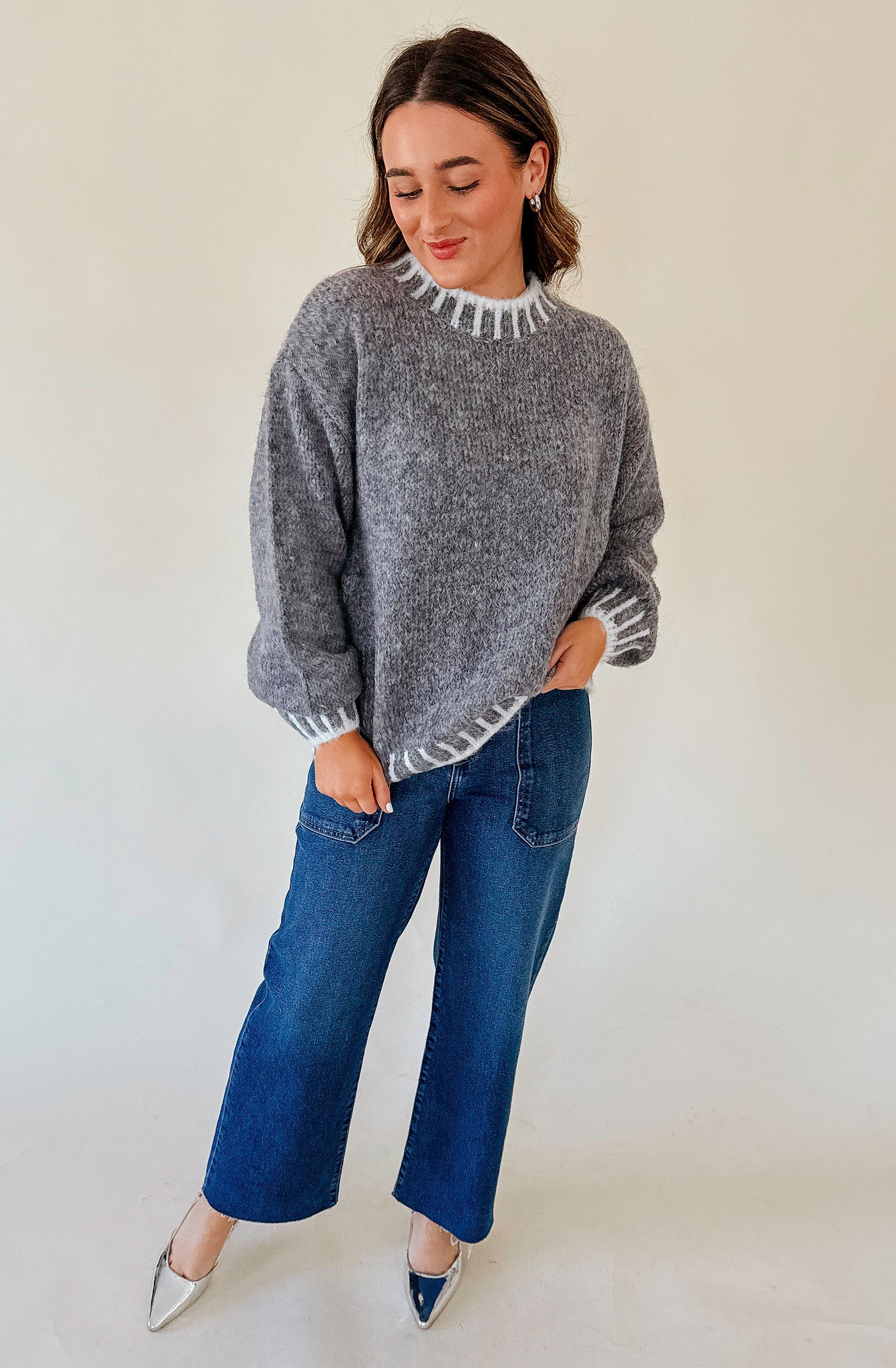 EAST SIDE EMBROIDERED TWO TONE SWEATER