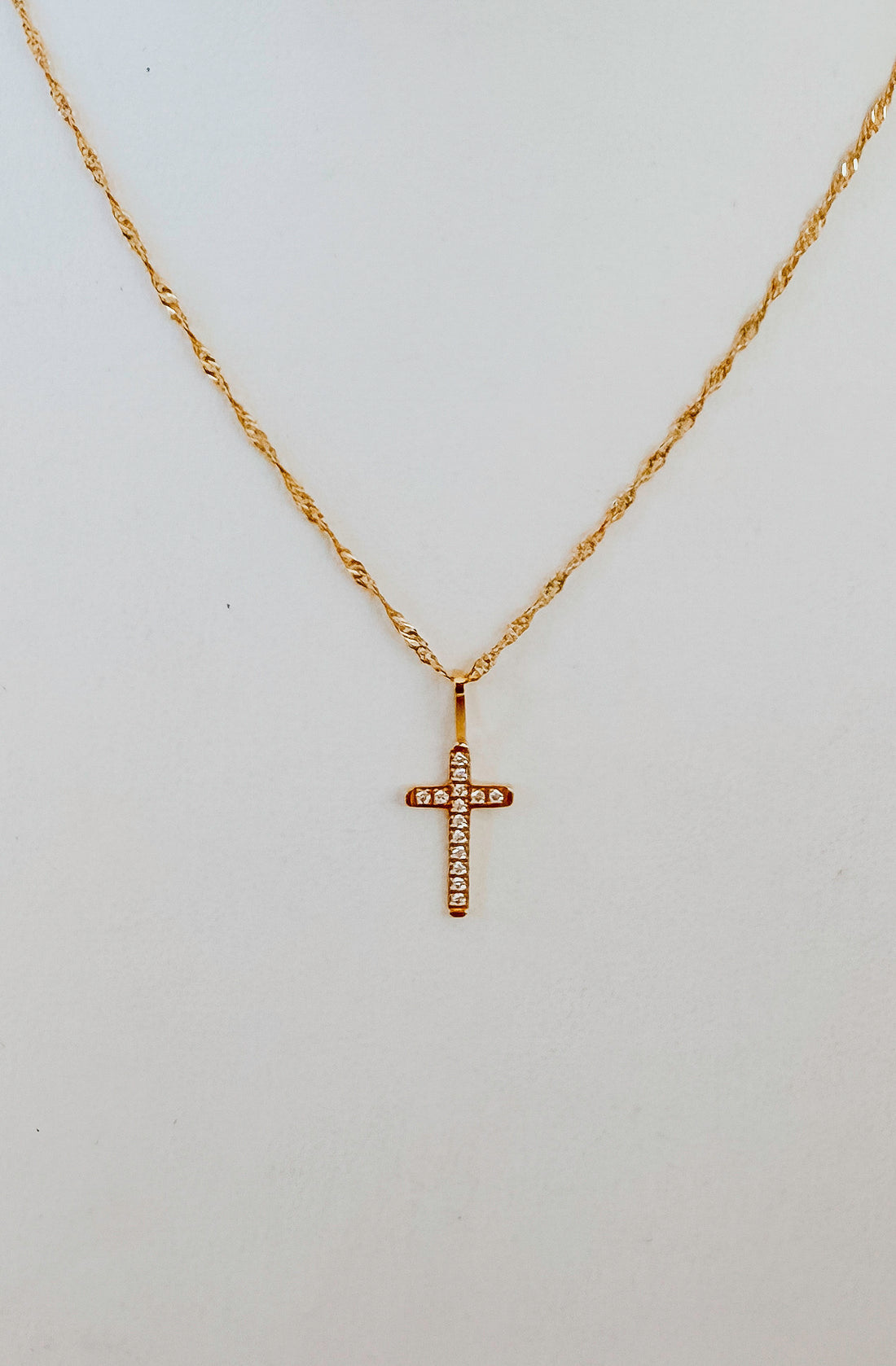 BRENDA GRANDS REVERSIBLE DIAMOND CROSS NECKLACE