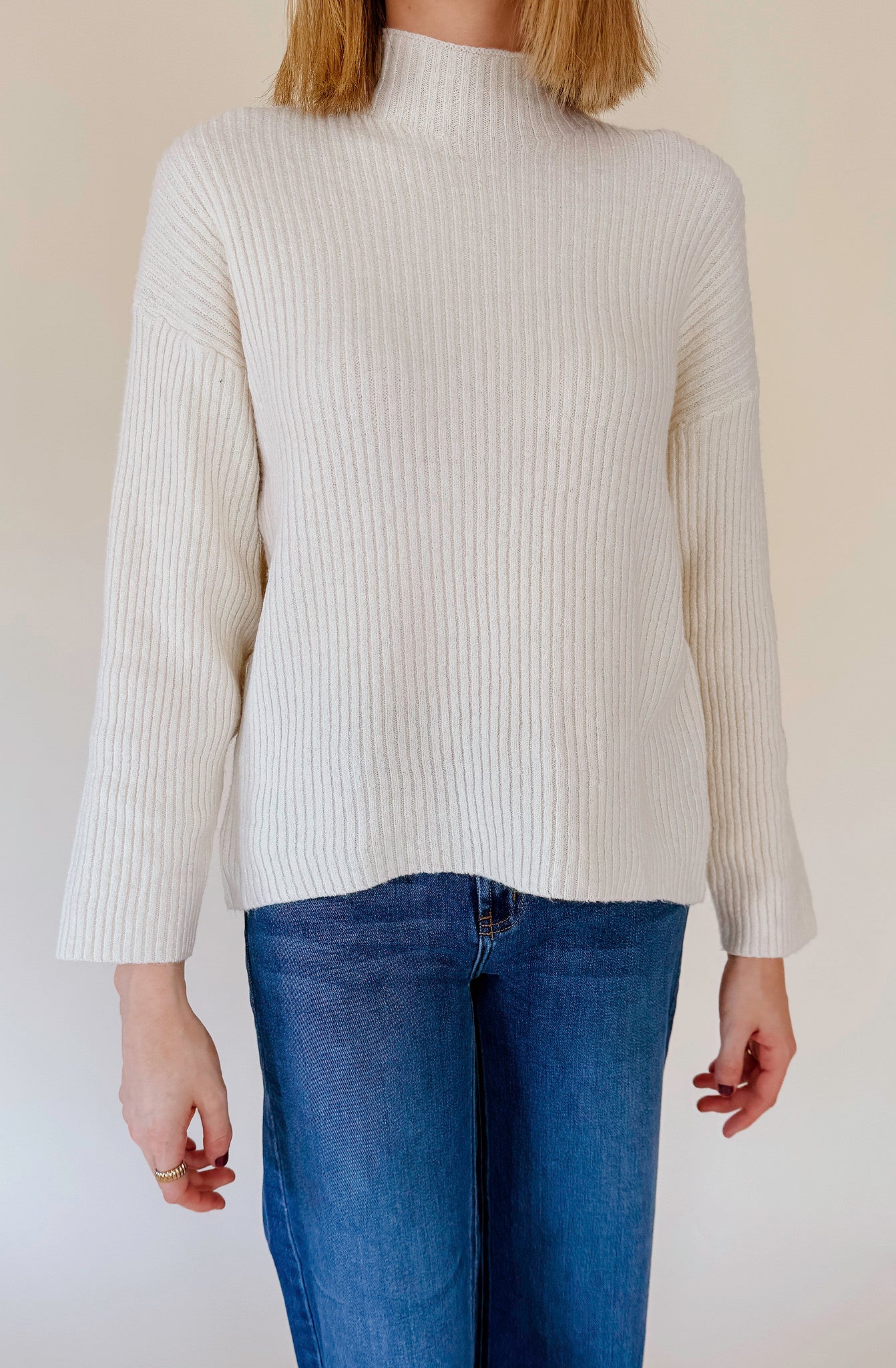 STEVE MADDEN WILLA SWEATER