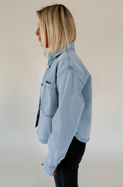 Z SUPPLY ALL DAY CROPPED DENIM JACKET