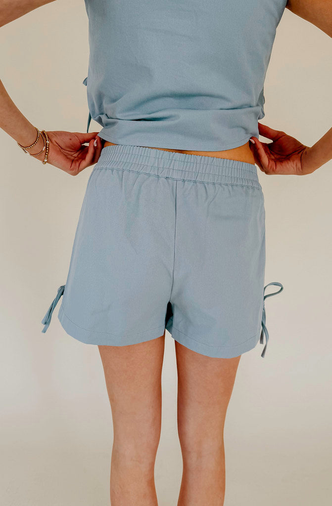 ON BROADWAY ELASTIC WAIST SHORTS